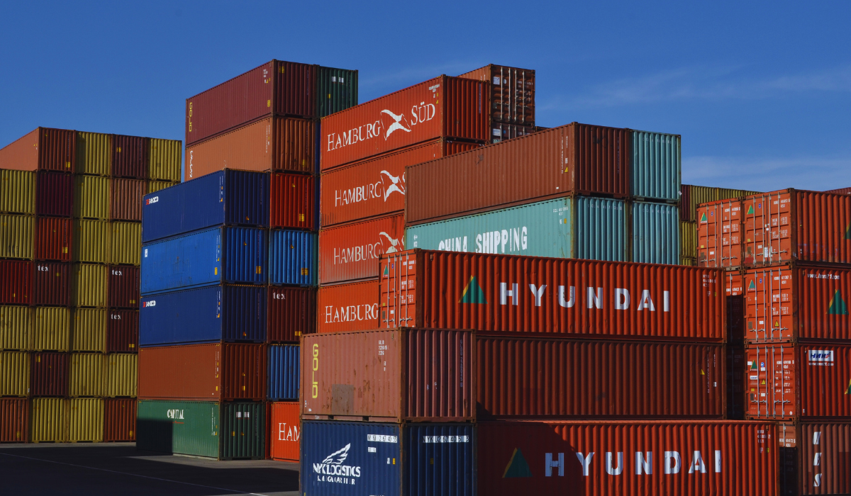 Pünktlicher internationaler Straßentransport — YANKEL SPEDITION